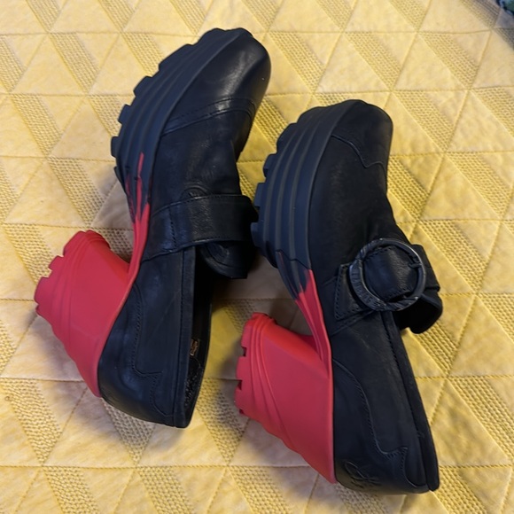 Fluevog, Mellow Buckle Shoe - Picture 6 of 11